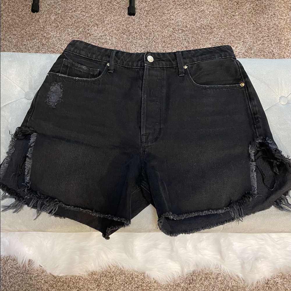 Good American Black Denim Short